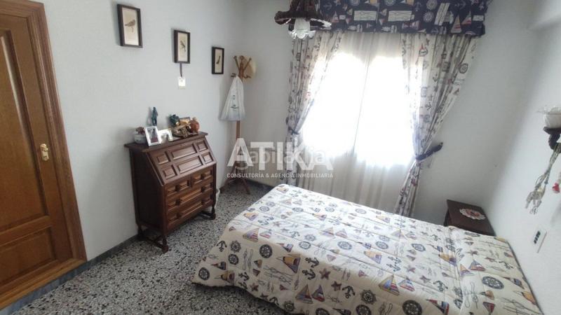 Foto 5f509466-742f-48e1-81e7-a6b3a1e1e697. Xalet amb calefacció aparcament piscina a Centro Ontinyent