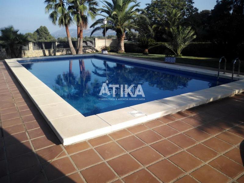 Foto 9e6d39f7-12fb-4994-b632-6b895b6571d1. Xalet amb calefacció aparcament piscina a Centro Ontinyent