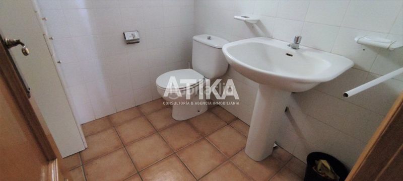 Foto 2e29590d-4f72-4a04-bcc8-44349f4b0c67. Rent business premise in Centro Ontinyent