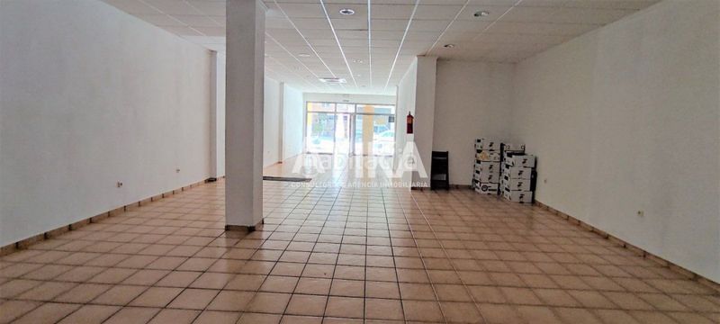 Foto 66b78b40-30fa-49eb-9b40-aec51daae1a1. Rent business premise in Centro Ontinyent