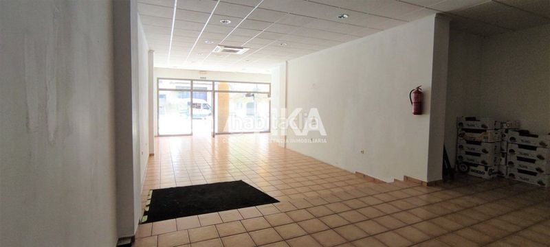 Foto c8fe964e-5393-4d80-852b-186f34596a07. Rent business premise in Centro Ontinyent