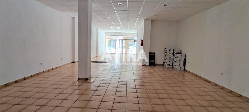 Foto 66b78b40-30fa-49eb-9b40-aec51daae1a1. Alquiler local comercial en Centro Ontinyent
