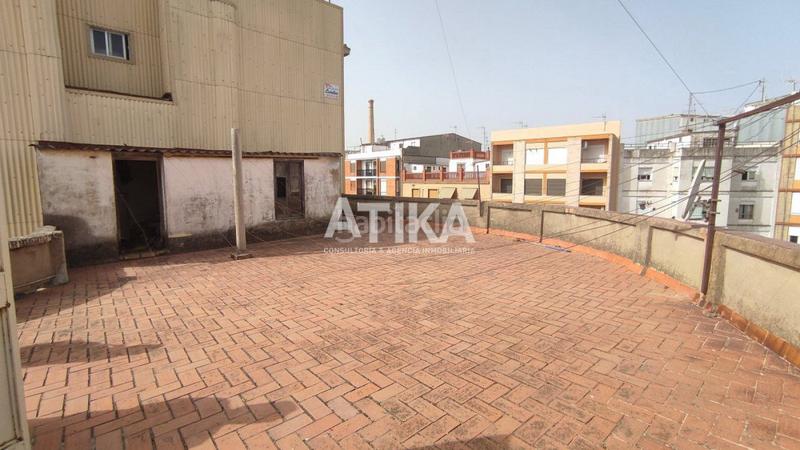 Foto ffc0a584-7b00-431c-87bf-2b8213fb5d03. Edificio  a la venta en zona san rafael, . en Ontinyent