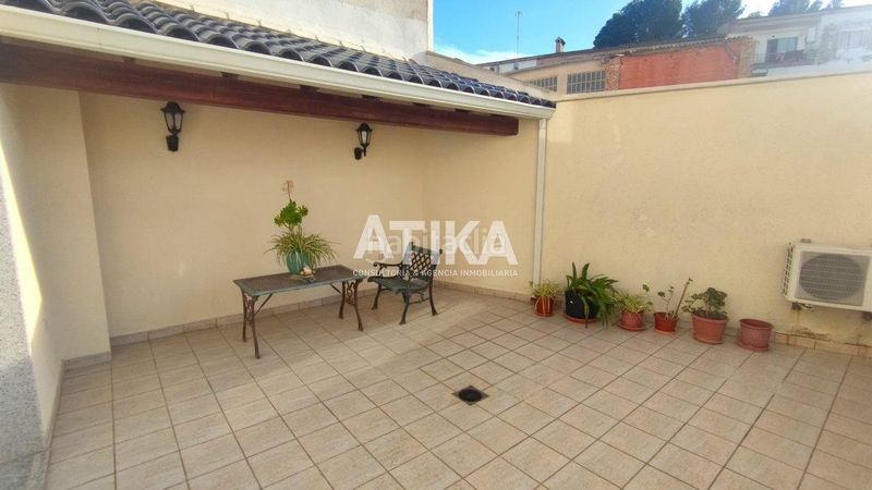 Foto 3e0d4b70-853f-4aef-b7d8-8de3a43926f2. Casa adossada a Albaida