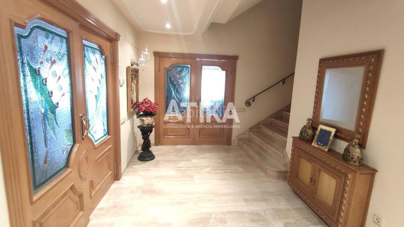 Foto b4c3a206-4baf-44b1-82ee-7aff7779cb53. Casa adossada a Albaida