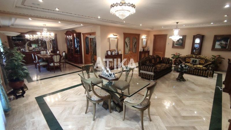 Foto ea35f220-6240-477a-adbe-f0999e94ef10. Casa adossada a Albaida