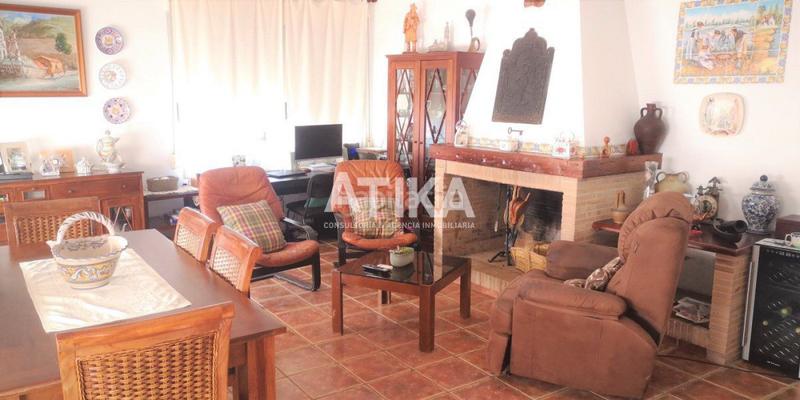 Foto 8c838810-00fa-47a0-bd63-f7d85e8fb0a0. Chalet with heating in El Pilar Ontinyent