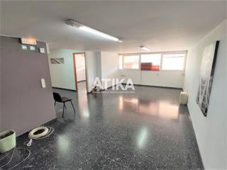 Oficina a Sant Josep-Zona Hospital. Entresuelo en venta bien ubicado