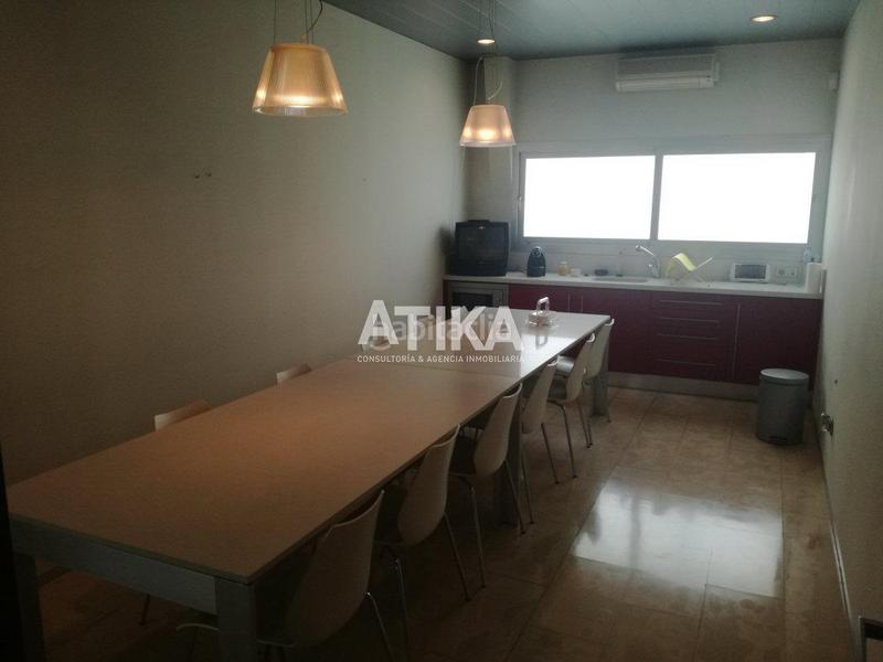 Foto 2bfe944a-6d91-4ac2-bb18-0cebfc7b6909. Oficina espectaculares oficinas a la venta en Centro Ontinyent