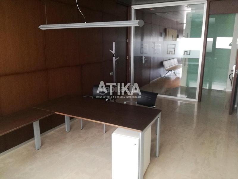 Foto c6e1a592-f855-4180-be3c-e952bbdf82c9. Oficina espectaculares oficinas a la venta en Centro Ontinyent