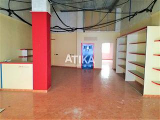 Lloguer Local Comercial a Sant Josep-Zona Hospital. Local comercial en zona de paso