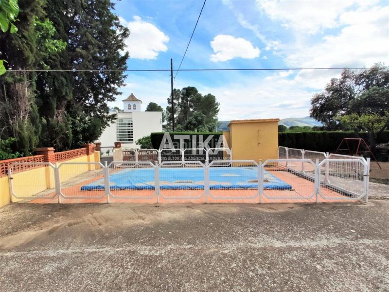 Foto 89eca52f-c8e9-4e62-87c0-0d7f23bd280f. Chalet casa de campo muy cerca del casco urbano en Ontinyent