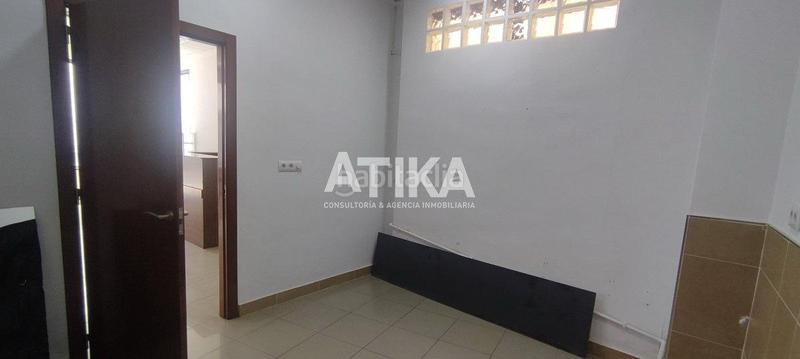 Foto b7079090-9986-4b8c-8a9e-3970c7c0d729. Rent business premise in Centro Ontinyent
