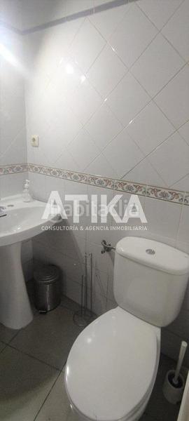 Foto f545568f-afe4-4bba-b3eb-107c2459d76c. Rent business premise in Centro Ontinyent