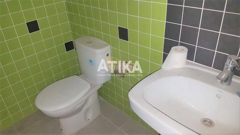 Foto 4e7f5c84-b3d7-4ea8-ac03-f6e419370442. Lloguer local comercial a Centro Ontinyent