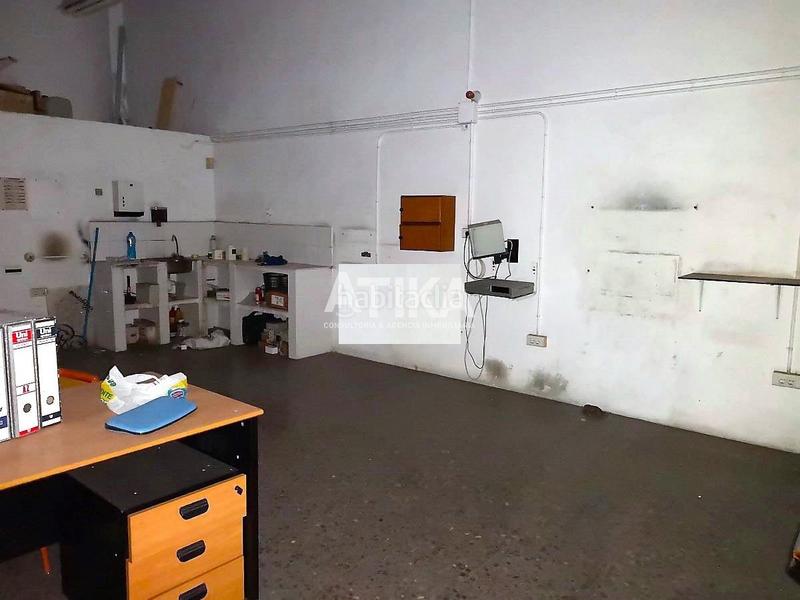 Foto 4f35034b-b088-4aba-945f-fee81f9961af. Alquiler local comercial local alquiler muy próximo a zona de colegios en Ontinyent