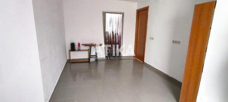 Foto ab8821c6-3773-499e-baa4-a98a71f4acd1. Lloguer local comercial a El Llombo Ontinyent