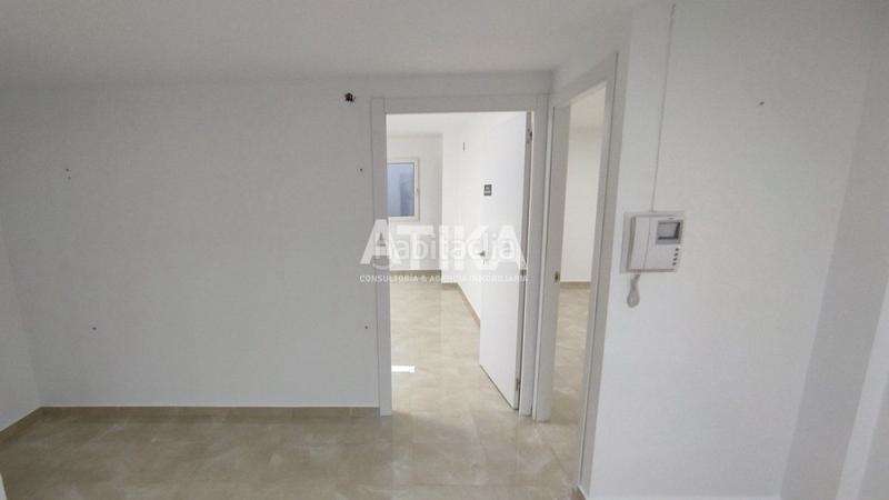 Foto 1f975f4b-f116-4c1b-89b6-750e25b5b450. Oficina a Centro Ontinyent