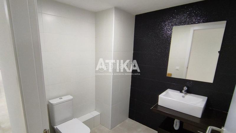 Foto 4dbcff0f-b129-494c-95ab-5009c1bdf226. Oficina a Centro Ontinyent