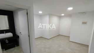 Oficina a Centro. Oficinas situada en entresuelo