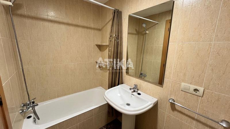 Foto 49bc7ebb-0cc0-444f-ad14-55b3dcbc6d23. Rent flat with parking in Sant Rafael Ontinyent
