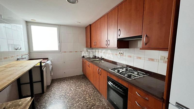 Foto ee9f6494-8842-49b0-b57b-b039f6825583. Rent flat with parking in Sant Rafael Ontinyent