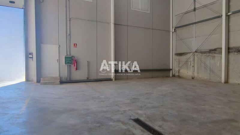 Foto dba7f05a-4125-43ee-b7e8-734bab7f51db. Alquiler nave industrial  de nueva construccion en alquiler , en Aielo de Malferit