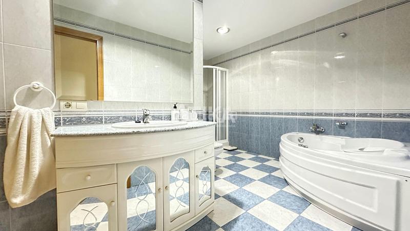 Foto c081586b-7afa-45fc-b207-aaa4eadbd0a4. Pis amb aparcament a Albaida