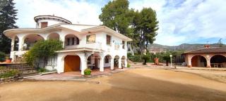 Xalet a Centro. Fantástico chalet a la venta en ontinyent