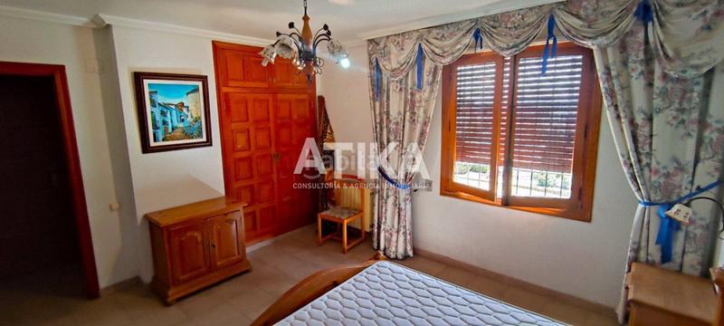 Foto 1b520d24-5076-49e2-bc35-a2c44cdaa54f. Chalet fantástico chalet a la venta en Centro Ontinyent