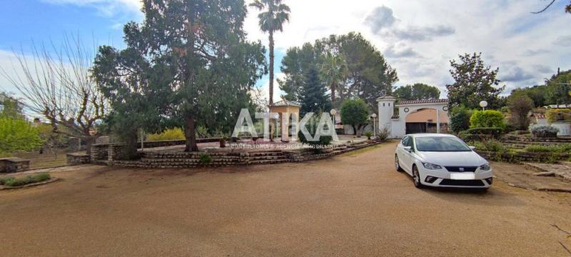 Foto 3c9849ca-4b1d-43df-a94d-7e5c6782a844. Chalet fantástico chalet a la venta en Centro Ontinyent