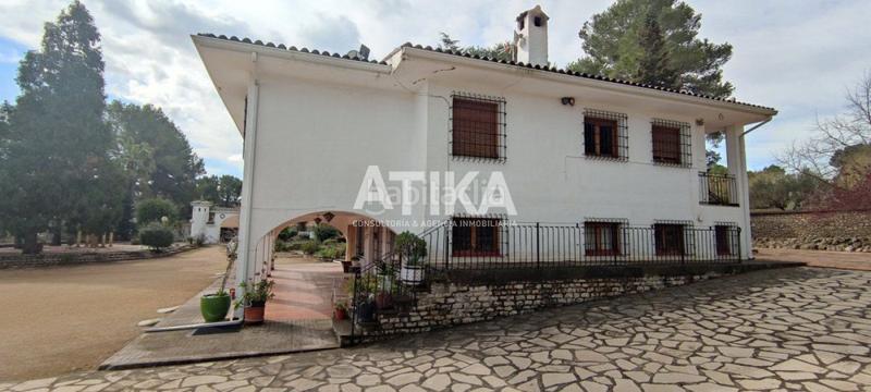 Foto b4c0d95e-4e58-4601-9629-03cfb8d9084e. Chalet fantástico chalet a la venta en Centro Ontinyent