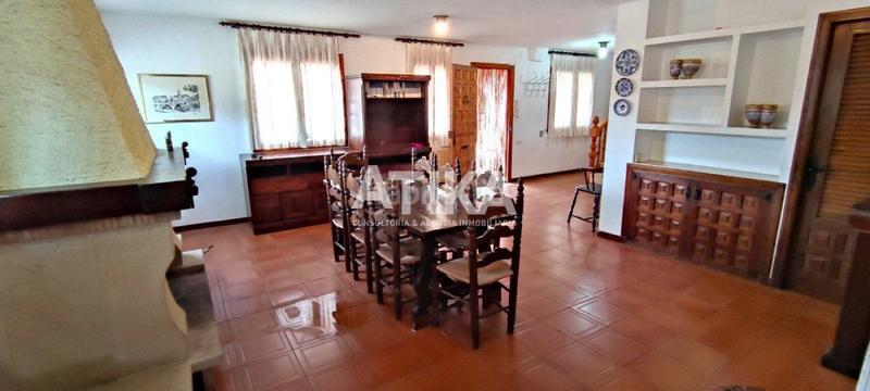 Foto bfcb2830-b151-42b1-a492-1e739c2ce112. Chalet fantástico chalet a la venta en Centro Ontinyent