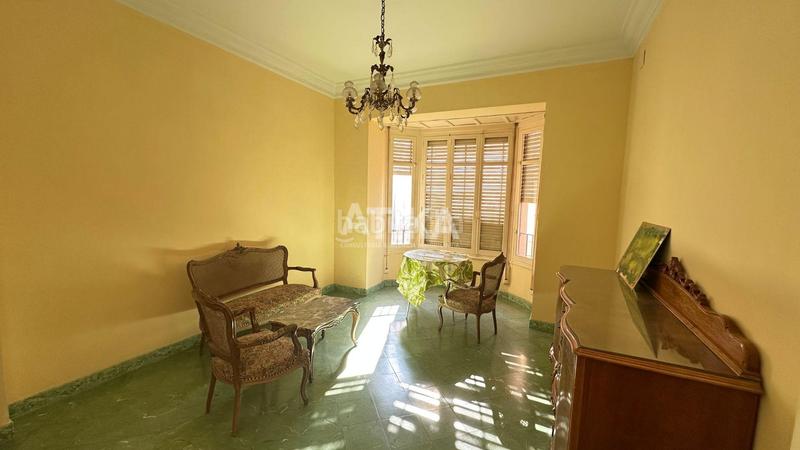 Foto 4edf72ee-1657-40a2-96aa-dc05539a077f. Piso espaciosa vivienda en venta en el Centro en Centro Ontinyent