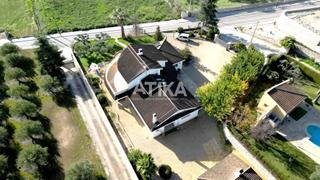 Xalet a Centro. Espectacular chalet en venta en ontinyent, a tan solo unos metro