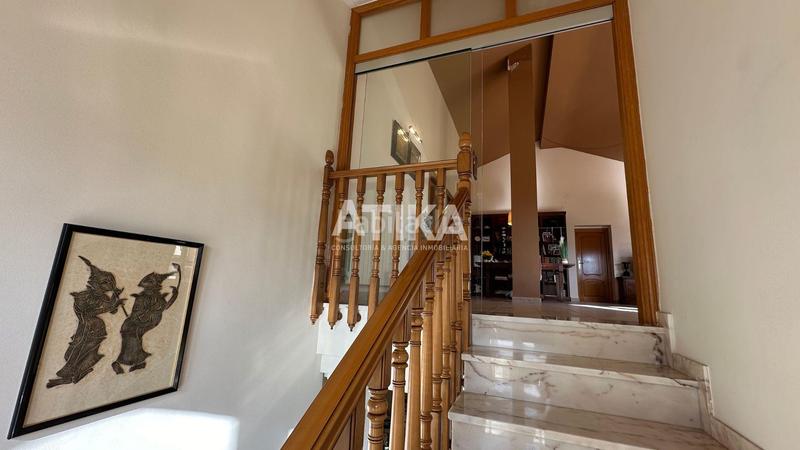 Foto 1178a77f-8e5e-419b-bd76-50a1f733c143. Chalet con riscaldamento parcheggio piscina in Centro Ontinyent