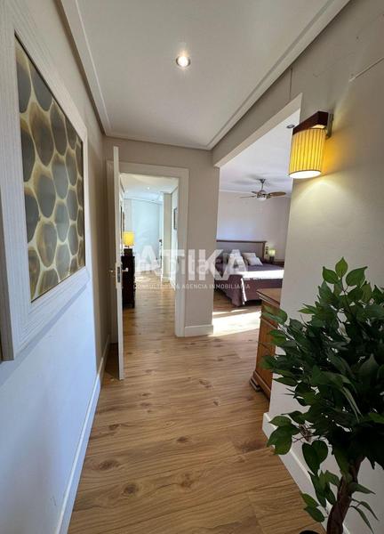 Foto 719e97dd-7bae-40b8-9576-b19765ee69f3. Chalet con riscaldamento parcheggio piscina in Centro Ontinyent