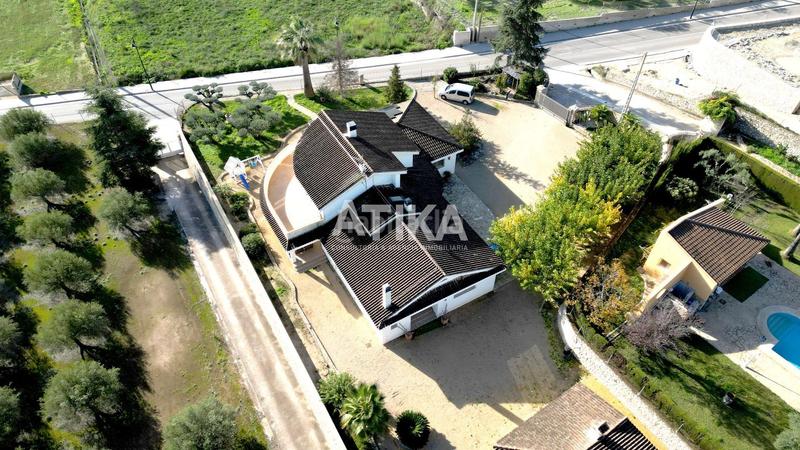 Foto 7a07f600-a102-42ed-bd94-9719c5ee5df7. Chalet con riscaldamento parcheggio piscina in Centro Ontinyent