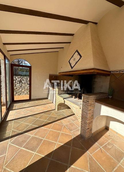 Foto d828dd29-c489-40f1-8e14-cd77501413e7. Chalet con riscaldamento parcheggio piscina in Centro Ontinyent