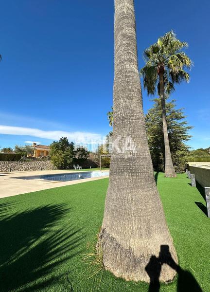 Foto e44ccb66-0e7a-40d9-a7ed-126b6e079927. Chalet con riscaldamento parcheggio piscina in Centro Ontinyent