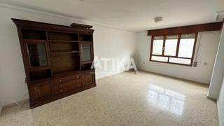 Pis en Sant Josep-Zona Hospital. Piso en venta con excelente ubicacin en ontinyent