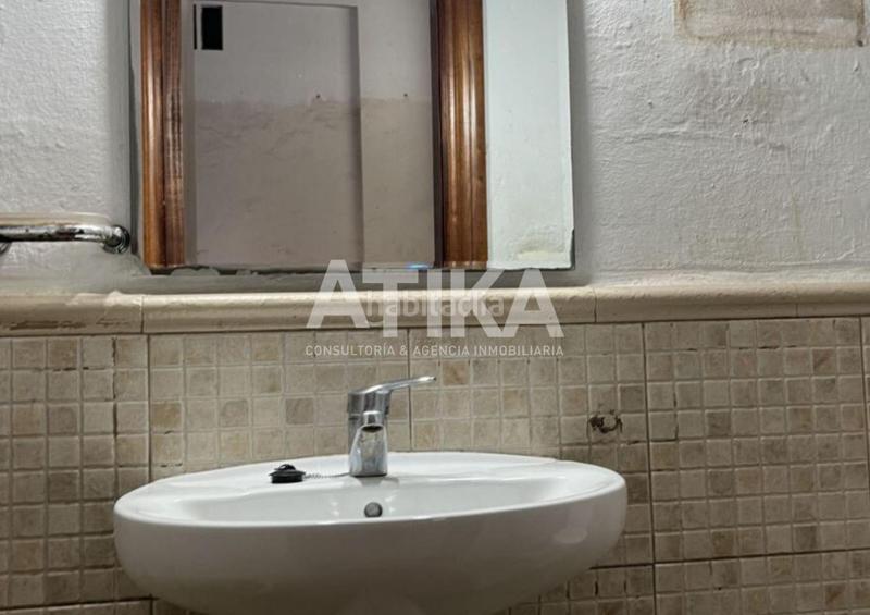 Foto 1f0cf6af-3f9e-48b4-bc1f-599f88b2cfac. Lloguer local comercial a Sant Rafael Ontinyent