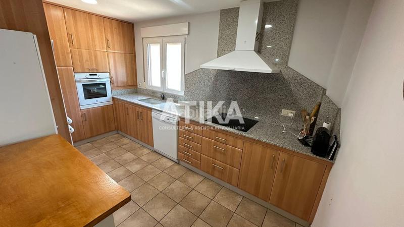 Foto 50e19b2d-eee6-45a3-bec4-eeb59b0e2ca9. Chalet fantástico chalet a la venta ! en Sant Josep-Zona Hospital Ontinyent