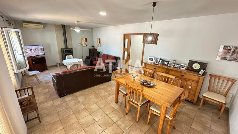Foto b32c3edd-2ffa-4d99-811b-aa1dfa21eeca. Chalet fantástico chalet a la venta ! en Sant Josep-Zona Hospital Ontinyent