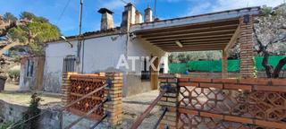 Chalet à Centro. Casita de campo totalmente para derribar y hacerla a tu gusto