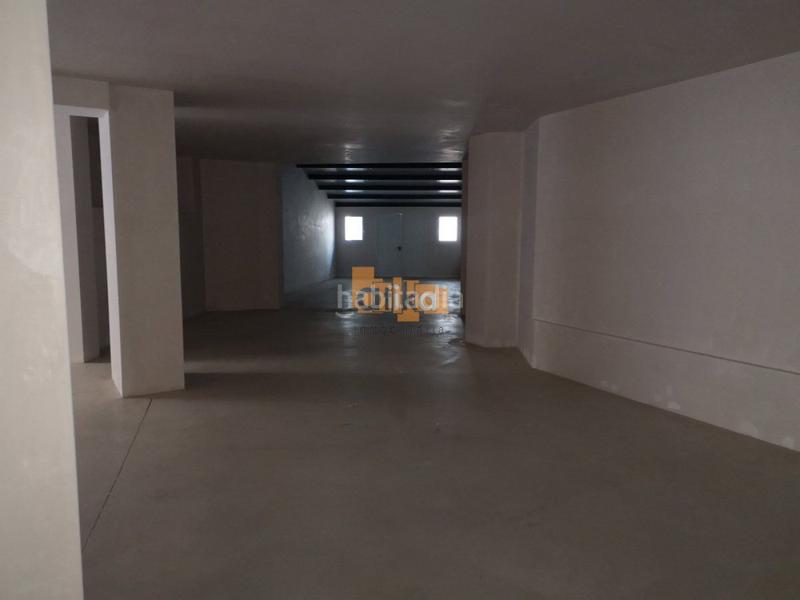 Foto 74ba510d-323c-4a91-90fc-a0939d02827c. Alquiler local comercial  junto Centro comercial en Ontinyent