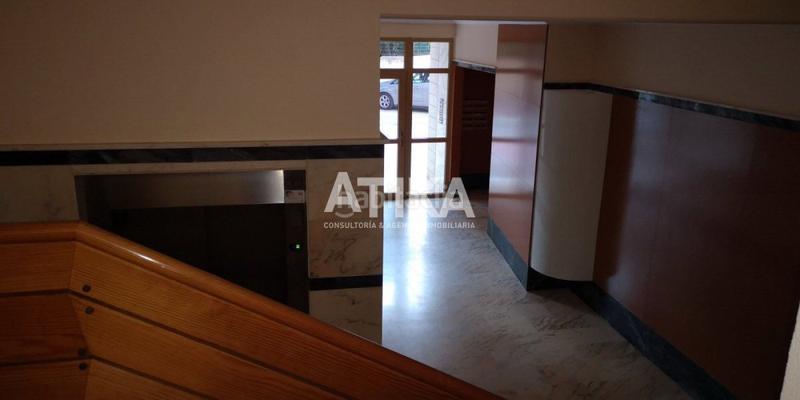 Foto 46eac663-c64a-425e-8249-8565e8f130e6. Alquiler local comercial local alquiler zona benarrai, en Ontinyent