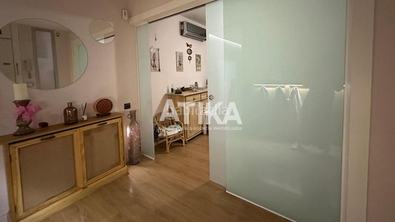 Foto ec9ad8bc-642d-462b-9966-1a054f3997bf. Flat with heating in Centro Ontinyent