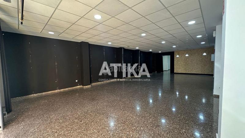 Foto 2276aefa-6ddf-4214-b73b-2e582765ef7e. Lloguer local comercial a Sant Josep-Zona Hospital Ontinyent