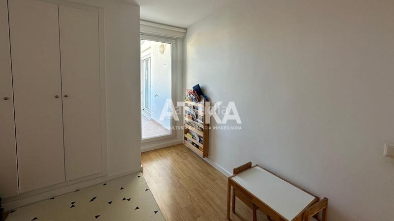 Foto db76754b-370d-455f-bb93-8ad2a57b8681. Àtic amb calefacció aparcament a Sant Josep-Zona Hospital Ontinyent